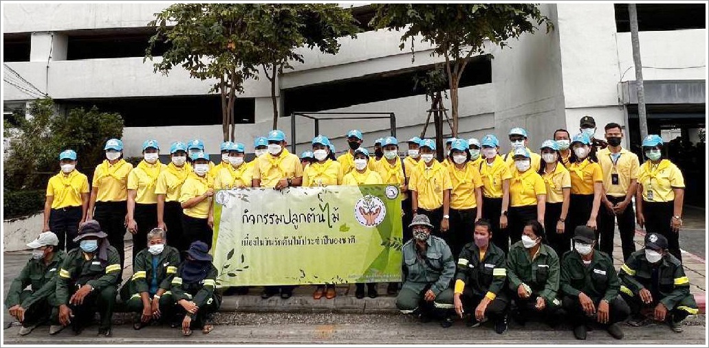 ﻿กรมบังคับคดี เข้าร่วมกิจกรรมวันรักต้นไม้ประจำปีของชาติ พ.ศ. 2565 ณ สำนักงานเขตบางกอกน้อย